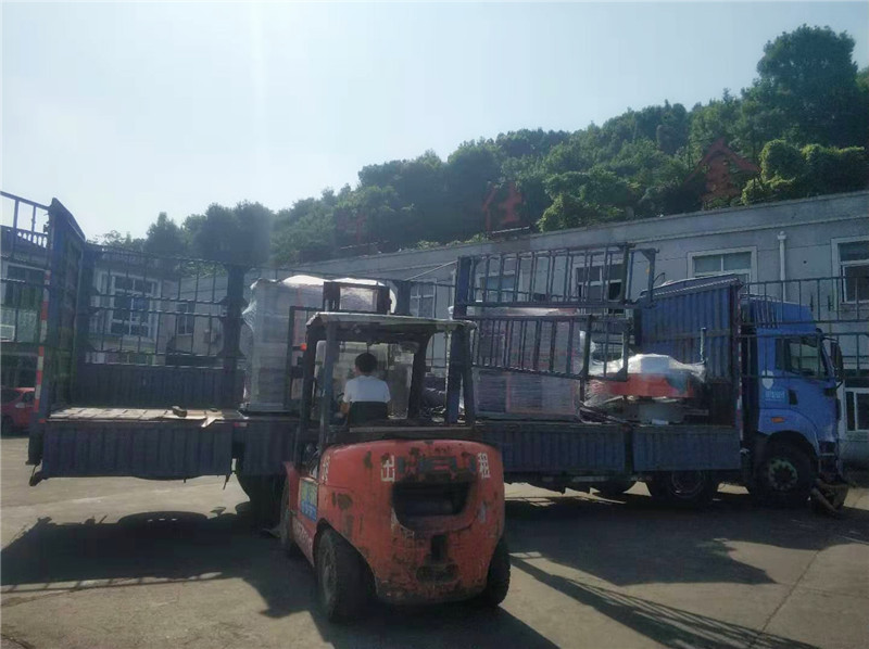 太陽大 業（yè）績旺 貝朗數控鐵線折彎機（jī）二台（tái）齊發寧波