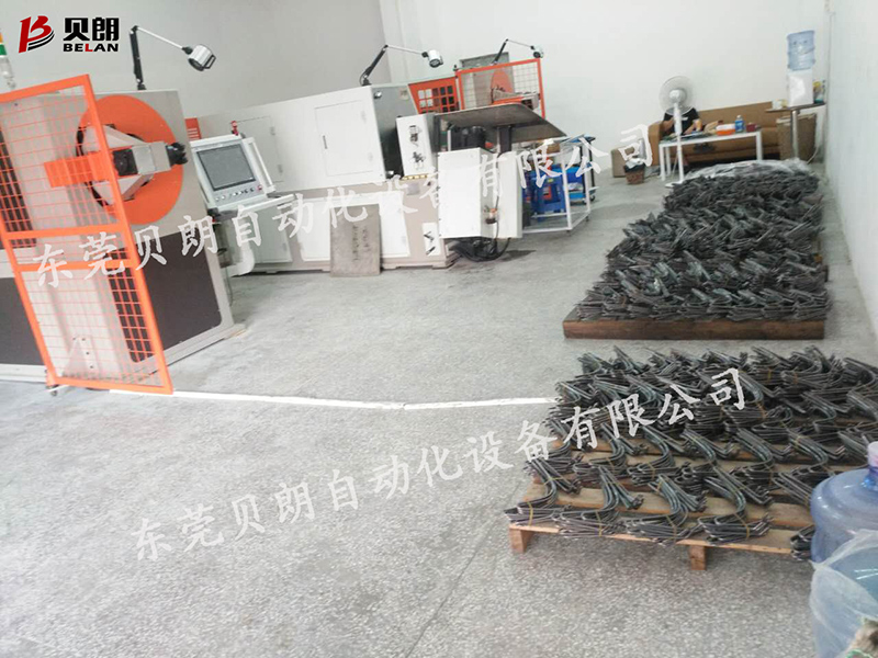 電腦（nǎo）顯示器支架（jià）量產