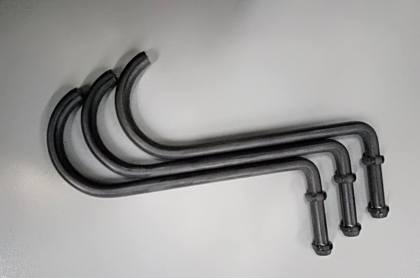 貝朗機（jī）械汽車排（pái）氣管掛鉤