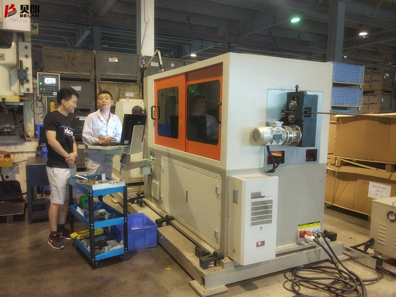 墩頭折彎機在廣州客戶處驗收（shōu）現場