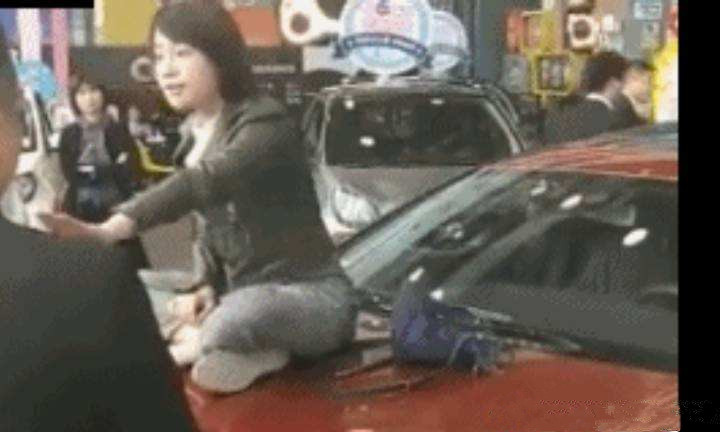 摘自奔馳漏油事件（jiàn）圖片