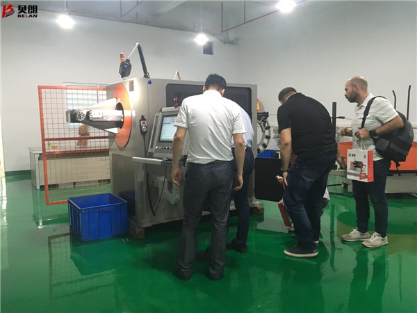 巴西客戶參觀貝朗自動化設備現（xiàn）場